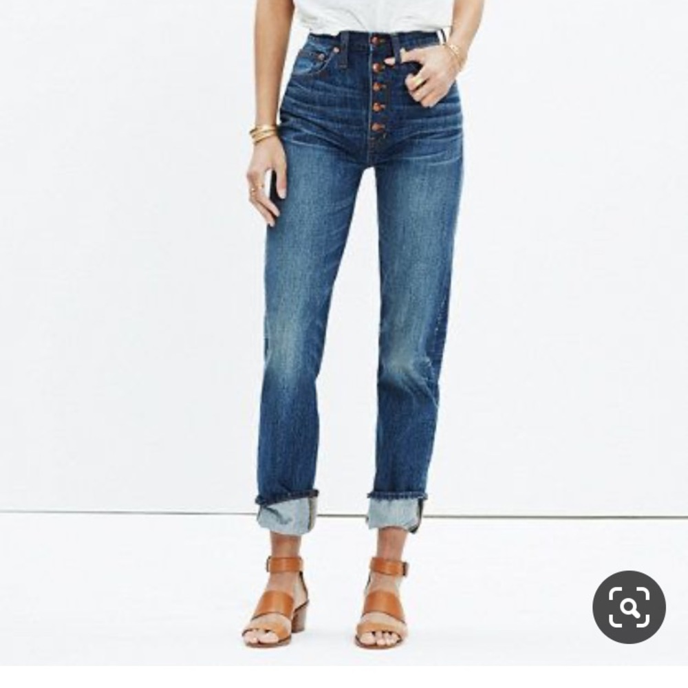 Rivet and Thread Button-front Boyjean